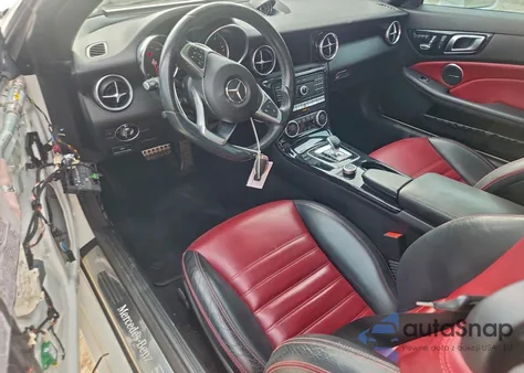 2018 Mercedes-Benz Slc 300 z USA, uszkodzony, nr VIN WDDPK3JA4JF149095